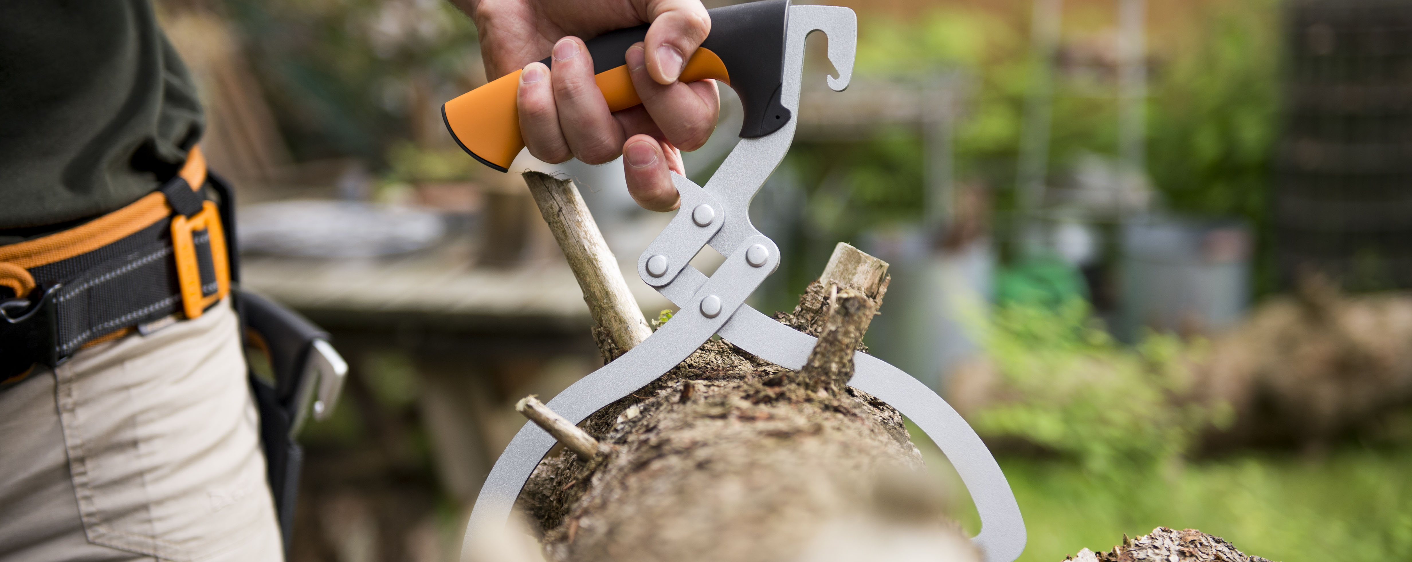 Для переноски бревен вручную приспособление